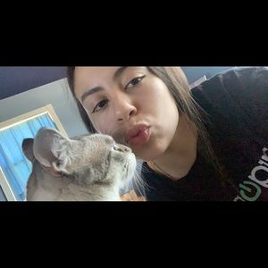 Meet your Posher, Aimee